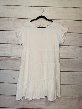 White Eyelet Mini Dress with Ruffle Sleeves Size Medium by Solution. Super Cute